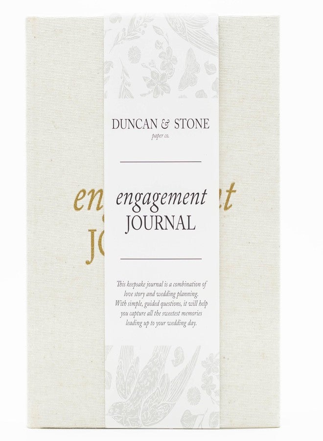 DUNCAN & STONE PAPER CO. دفتر ذكريات الخطوبة للعروسين - دفتر ذكريات الزفاف للعروس مع عبارات تحفيزية وصور والمزيد - ألبوم صور فريد للخطوبة (لون عاجي، 69 صفحة) - Image 1
